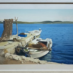 Boat in the small harbor - photo 2